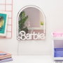 Paladone Barbie Miroir LED Néon Rosa avec Logo Lumineux, Montage Mural, Alimentation USB, Hauteur 27 cm, Décoration Murale Officielle