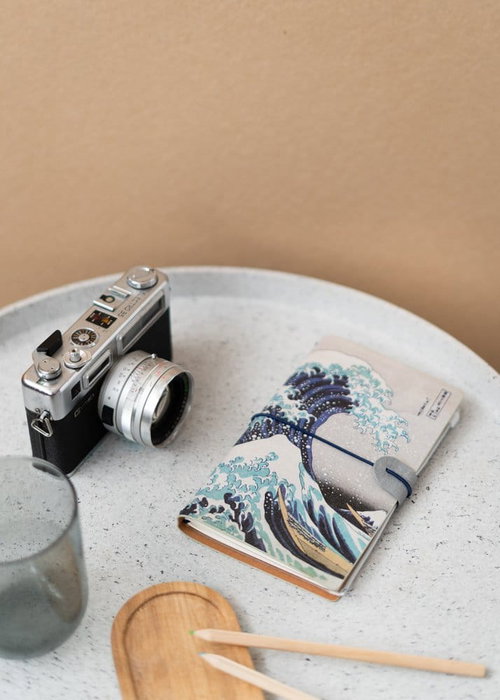 Hokusai carnet de voyage La Grande Vague de Kanagawa 20 cm Hokusai carnet de voyage La Grande Vague de Kanagawa 20 cm