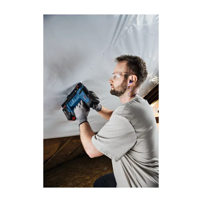 Bosch 0601482801 - Agrafeuse à bois 18V Brushless GTH 18V-14 L-BOXX avec système contre-balancier pour agrafes 6 à 14 mm, magasin 100 agrafes et LED