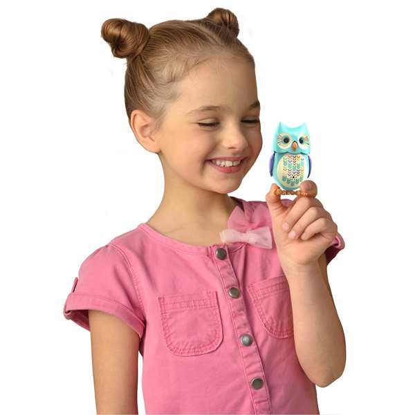 Bizak Mascota interactivo Digiowl búho - Jouet interactif hibou avec plus de 50 sons et yeux qui brillent dans le noir - Modèles surtidos