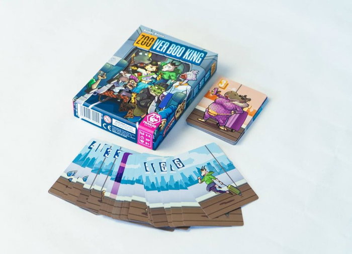 Tranjis Games Zooverbooking Jeu de Cartes Famille - Partie Rapide dès 8 ans Tranjis Games Zooverbooking Jeu de Cartes Famille - Partie Rapide dès 8 ans