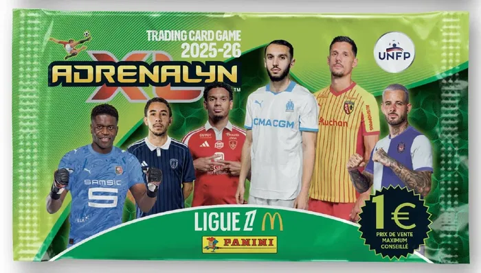 Panini TCG ADRENALYN XL Ligue 1 McDonald's 2025/26 - Pack de démarrage avec album + 4 pochettes - 24 cartes de football français