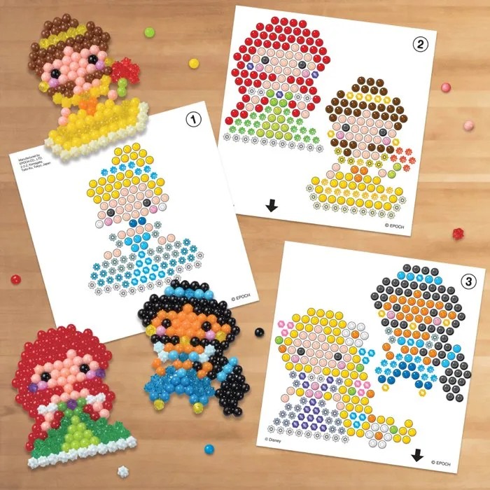 Epoch 31606 - Kit de perles Aquabeads Merveilleuses Princesses Disney avec perles étoiles, pour enfants dès 4 ans