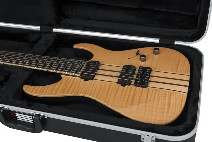 Gator Étui rigide pour guitare électrique extralarge - Noir Gator Étui rigide pour guitare électrique extralarge - Noir