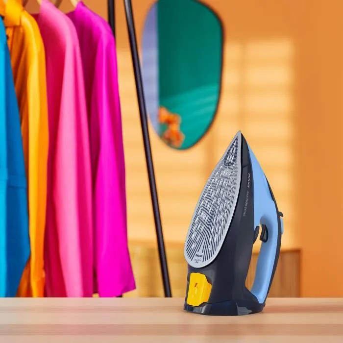 Philips DST7041/20 Fer à Repasser Vapeur 2800W - Système Anticalcaire Quick Calc Release, Vapeur Continue 50 g/min, Semelle SteamGlide Elite, Défroissage Vertical, Réservoir 300 ml Philips DST7041/20 Fer à Repasser Vapeur 2800W - Système Anticalcaire Quick Calc Release, Vapeur Continue 50 g/min, Semelle SteamGlide Elite, Défroissage Vertical, Réservoir 300 ml