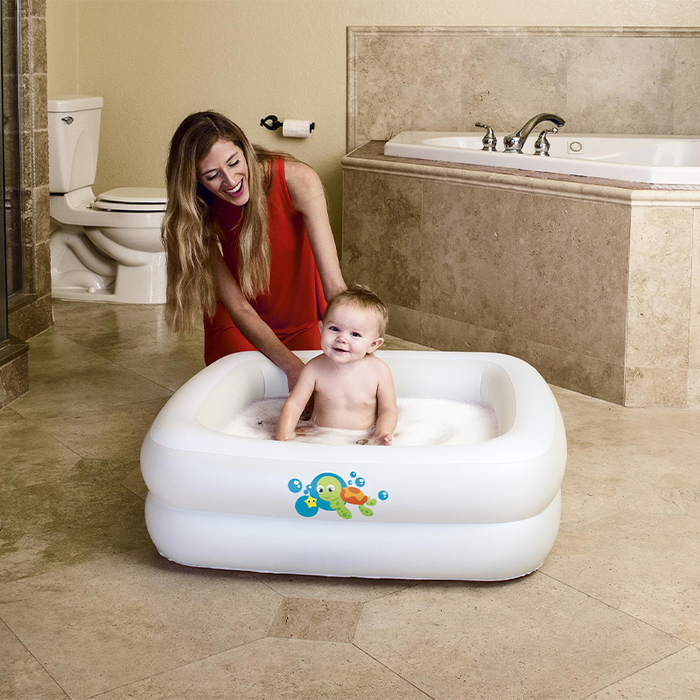 Bestway 51116 Baignoire Gonflable Bébé Rembourré 86x86x25 cm 0-3 Ans Jardin