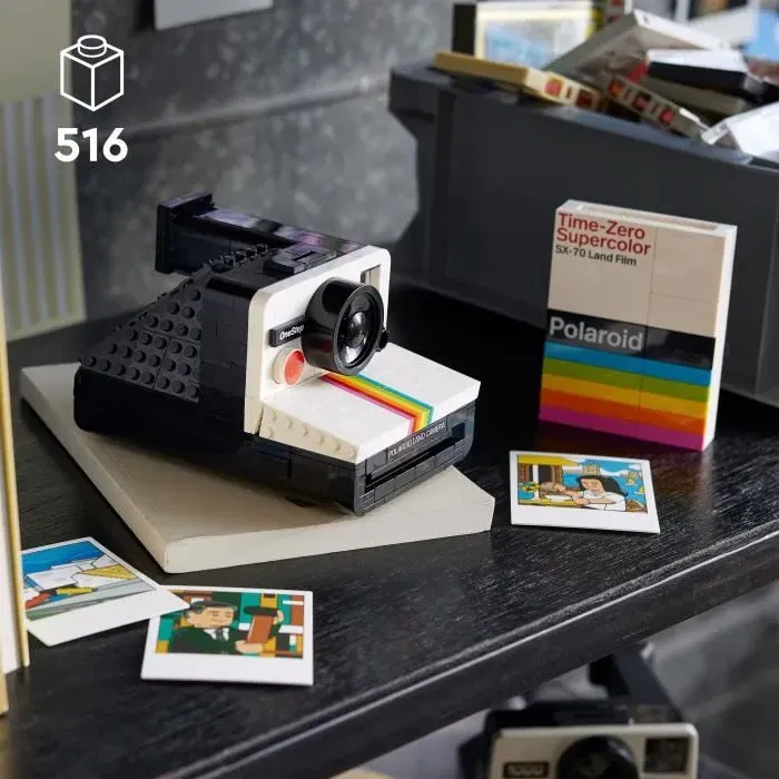 LEGO 21345 Ideas Maquette à Construire pour Adultes - Appareil Photo Polaroid OneStep SX-70 avec Détails Visuel, Viseur et Autocollants LEGO 21345 Ideas Maquette à Construire pour Adultes - Appareil Photo Polaroid OneStep SX-70 avec Détails Visuel, Viseur et Autocollants