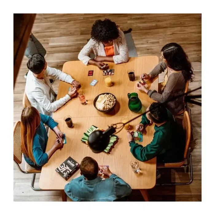 Dujardin Suspicious - Jeu de cartes d'espionnage et de déduction pour famille et soirées