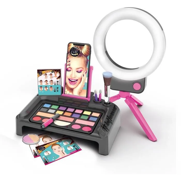 Clementoni Atelier de Maquillage Crazy Chic Make-Up Studio avec Lampe LED, Support Smartphone et Application Dédiée pour Jeunes Filles – Cosmétiques Créatifs et Sécurisés