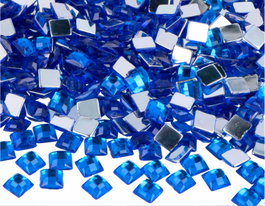 Innspiro Gemmes décoratives acryliques carrées bleues 8x8mm, 2000 unités approx.