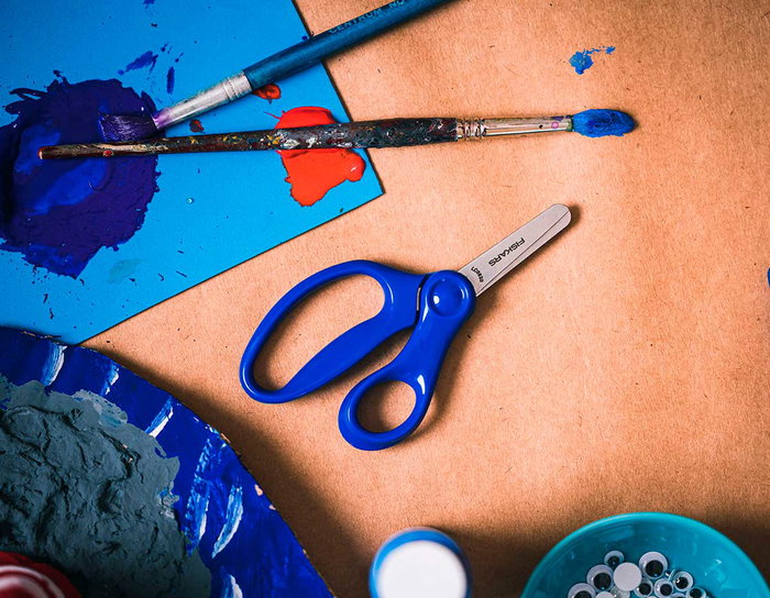 Fiskars Ciseaux pour enfants 6+ à bouts ronds 13cm, Bleu brillant