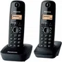 Panasonic KX-TG1612FRH - Téléphone DECT Numérique Sans Fil, Base + 2 Combinés avec LCD, ID Appelant, Batterie Longue Durée et Fonction Rappel
