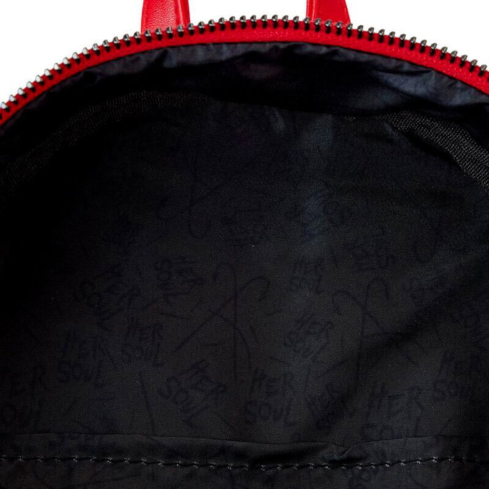 LOUNGEFLY Sac à Dos Cosplay Annabelle 26 cm en Similicuir Vegan - Poches Latérales, Broderies, Applications 3D et Doublure Coordonnée