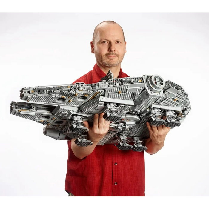 Lego Star Wars 75192 Millennium Falcon - 7541 Pièces