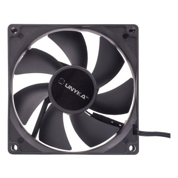 Unykach Ventilateur de Boîtier 90 mm Noir, 2000 RPM, 19 dB, Connecteur 3 Broches - Réf. 51789