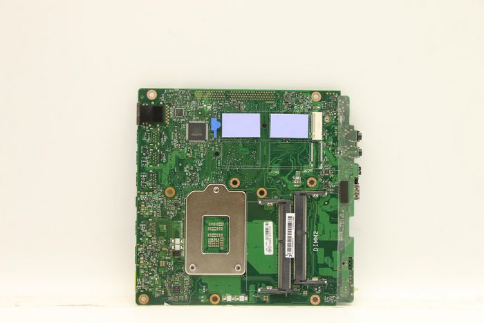 Lenovo MB FRU 9th DPK pour Windows - Carte mère compatible processeurs 9ème génération Lenovo MB FRU 9th DPK pour Windows - Carte mère compatible processeurs 9ème génération
