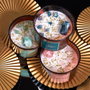 Home Deco Factory Bougie Parfumée avec Pierres Précieuses et Pépites Dorées