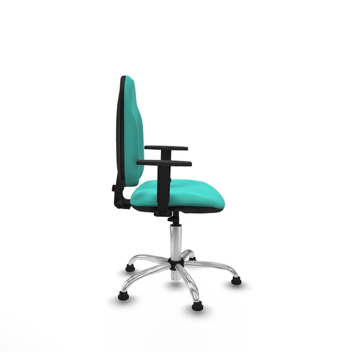 Chaise de bureau Algarra avec mécanisme Contact permanent de base, revêtue de similicuir couleur turquoise. Équipée d'un piètement chromé, d'accoudoirs 1D et de butées Chaise de bureau Algarra avec mécanisme Contact permanent de base, revêtue de similicuir couleur turquoise. Équipée d'un piètement chromé, d'accoudoirs 1D et de butées