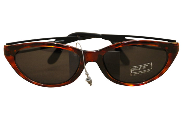 Benetton Lunettes de soleil œil de chat marron Benetton Lunettes de soleil œil de chat marron