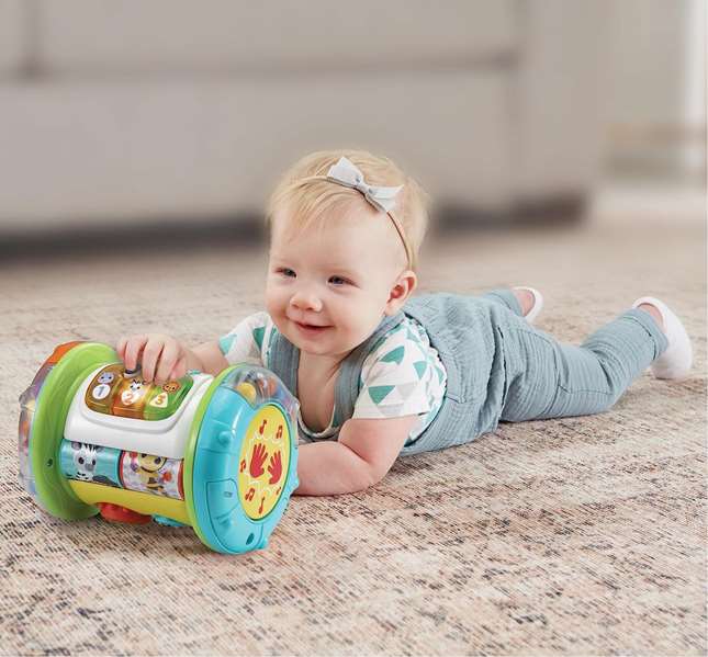 VTech - Rodillo mágico 3 en 1 - Jouet d'éveil multiactivités avec lumières LED, sons et 3 boutons - 25x15x24,1 cm - Pour enfants de 6 à 36 mois VTech - Rodillo mágico 3 en 1 - Jouet d'éveil multiactivités avec lumières LED, sons et 3 boutons - 25x15x24,1 cm - Pour enfants de 6 à 36 mois