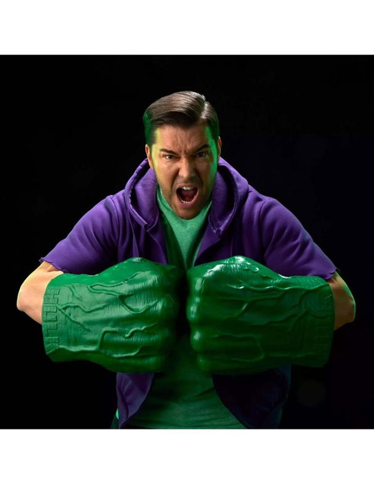 Hasbro Marvel Legends Poings Électroniques de l'Incroyable Hulk 30,5 cm