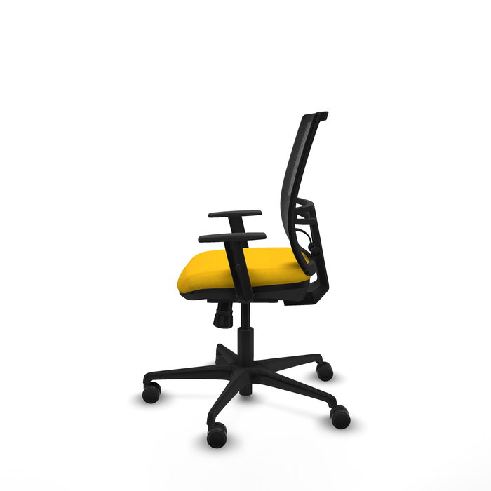 Chaise Yunquera Synchro 4 positions tissu Jaune Maille Noir Base en nylon noir Accoudoir 1D Sans appui-tête Roulettes 65mm nylon