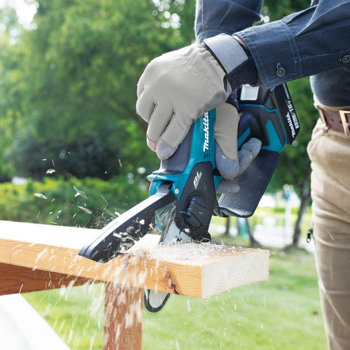 Makita DUC101RX06 Scie d'élagage sans fil 18V avec batteries 5,0 Ah + 3,0 Ah