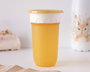 KioKids Vaso d'apprentissage tasse bec pour bébé Step 3, 300 mL, jaune moutarde, âge +12 mois, design Soft Nordic