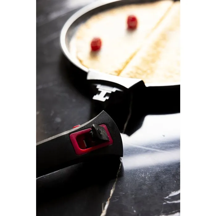 Baumalu Crêpière 28 cm en Aluminium avec Revêtement Céramique Antiadhésive