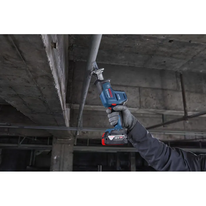Bosch Professional Scie sabre sans fil 18V GSA 18V-24 avec lame S922EF et S2345X, longueur de lame 230 mm, pour professionnels