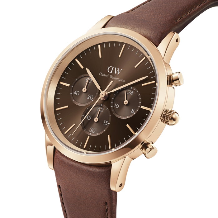 Daniel Wellington DW00100640 avec bracelet en cuir marron
