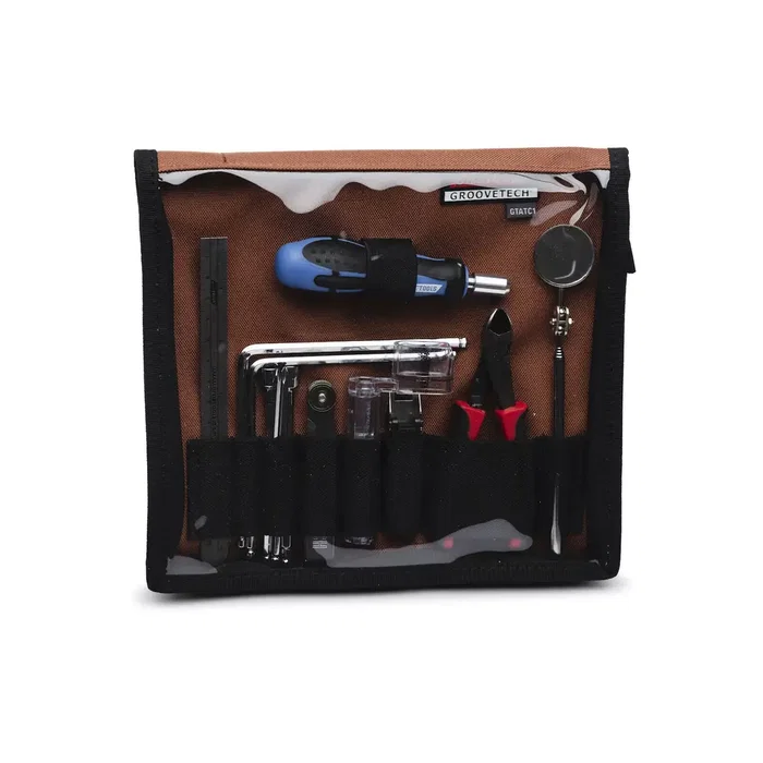 Martin Kit d'entretien pour guitare acoustique GrooveTech avec outils de réglage Martin Kit d'entretien pour guitare acoustique GrooveTech avec outils de réglage