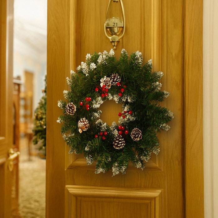 Bambasy Couronne de Noël Baliti effet neige avec if et pommes de pin, Ø50cm