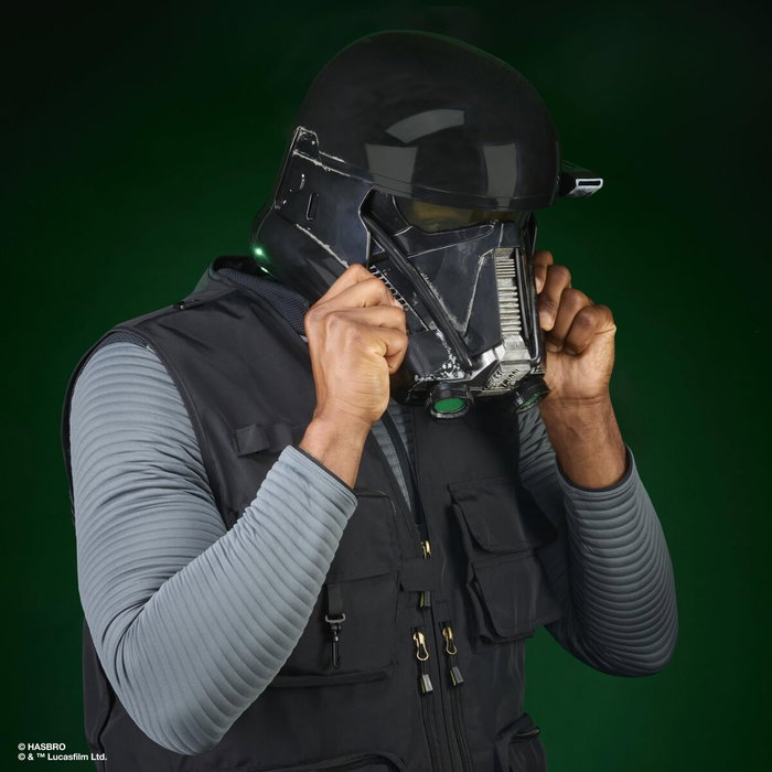 Hasbro Star Wars The Black Series - Casque électronique Death Trooper Impérial