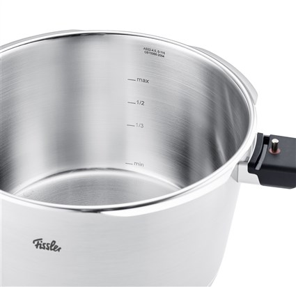 Fissler Vitaquick Premium 602-810-11-000/0, Autocuiseur 26 cm 8+4 L Acier Inoxydable, Apte Induction, Système de Sécurité, Double Niveau Cuisson, Empilable
