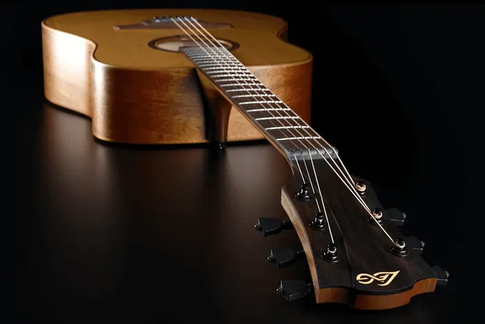 LAG Tramontane 170 Guitare Acoustique Dreadnought Naturelle Lag LAG Tramontane 170 Guitare Acoustique Dreadnought Naturelle Lag