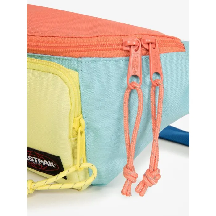 EASTPAK Sac Banane Page Blocked Blue - Léger, Compact et Pratique EASTPAK Sac Banane Page Blocked Blue - Léger, Compact et Pratique