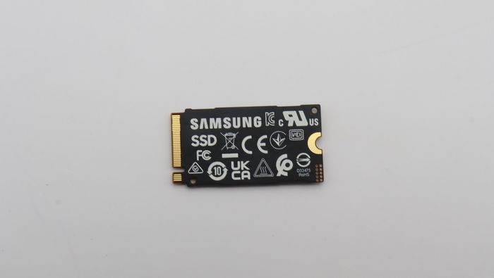 Lenovo SSD 1TB M.2 2242 NVMe, Interface PCIe 4.0 Gen 4x4, Conforme OPAL pour sécurité renforcée