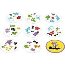 Asmodee Dobble Giant - Jeu de société d'observation et de rapidité, édition française, jeu extérieur à partir de 3 ans
