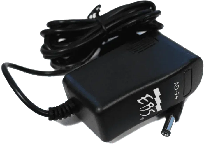EBS Alimentateur 9V pour Pédales d'Effet Guitare
