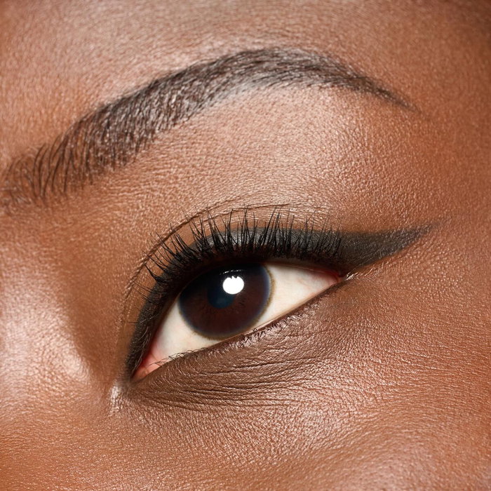 Essence Satin Blend Eyeliner en Gel 01-Pure Black Essence Satin Blend Eyeliner en Gel 01-Pure Black