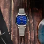 Casio LTP-B166D - Montre analogique pour femme - Cadran bleu, acier inoxydable, étanche 50 m, affichage de la date