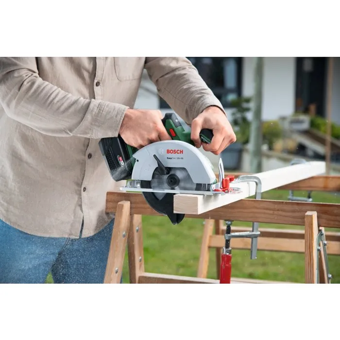 Bosch EasyCirc 18V-48 Scie circulaire sans fil 18V - 48mm Bosch EasyCirc 18V-48 Scie circulaire sans fil 18V - 48mm