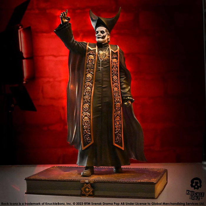 Knucklebonz Ghost Rock Iconz Papa Emeritus IV Black Robes 1/9