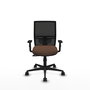 Chaise Yunquera Synchro 4 positions tissu Marron foncé Maille Noir Base en nylon noir Accoudoir 1D Sans appui-tête Roulettes 65mm nylon