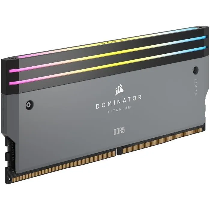 Corsair CMP64GX5M2B6000Z30 DOMINATOR TITANIUM RGB DDR5 64Go (2x32Go) 6000MT/s CL30 1.4V Corsair CMP64GX5M2B6000Z30 DOMINATOR TITANIUM RGB DDR5 64Go (2x32Go) 6000MT/s CL30 1.4V