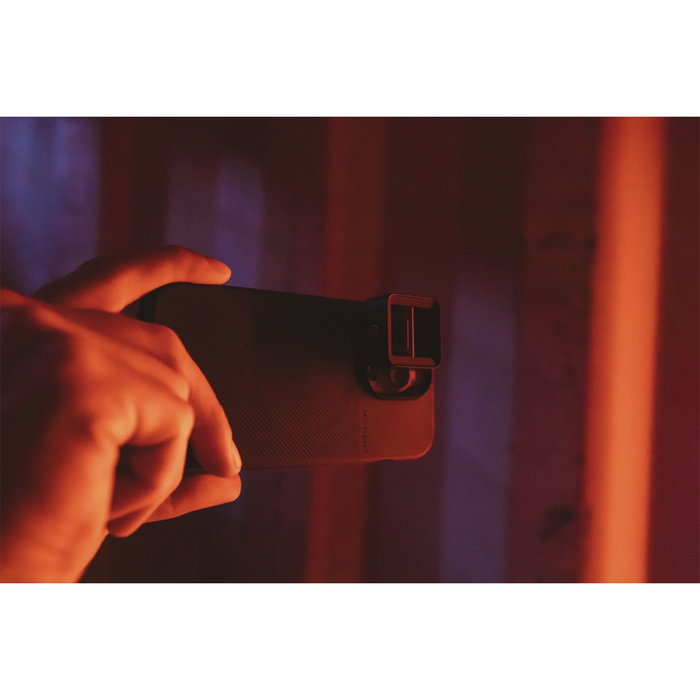 Moment Moment 1.33x Anamorphic Lens - Blue Flare - T-Series