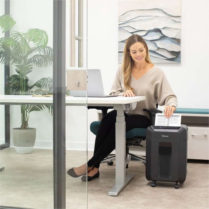 Fellowes AutoMax 90M Micro-Cut Shredder Fellowes AutoMax 90M Micro-Cut Shredder