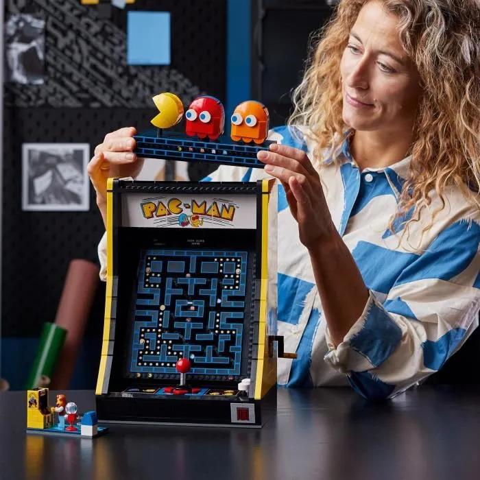Lego 10323 Icons - Jeu d'Arcade PAC-MAN pour Adultes - Maquette à Construire Réplique de Borne d'Arcade Années 80 - Ensemble de Construction