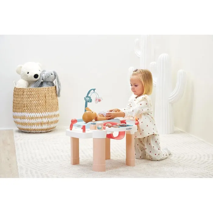 Ecoiffier Ma première nursery avec poupon Ecoiffier Ma première nursery avec poupon